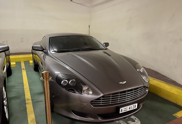 Aston Martin DB9