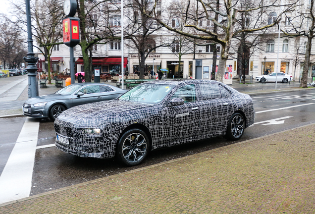 BMW 7 Series G70 Active Hybrid