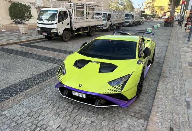 Lamborghini Huracán LP640-2 STO