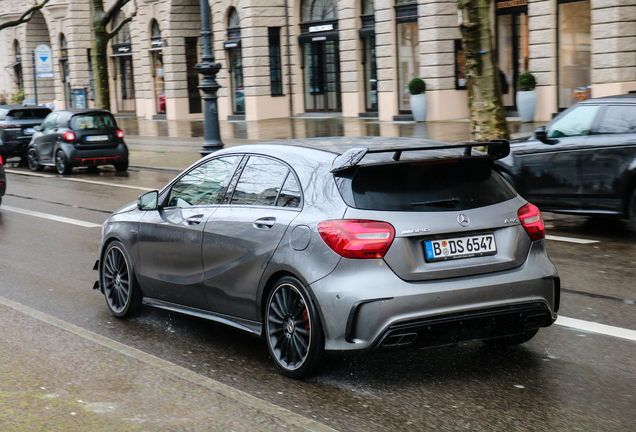 Mercedes-AMG A 45 W176 2015