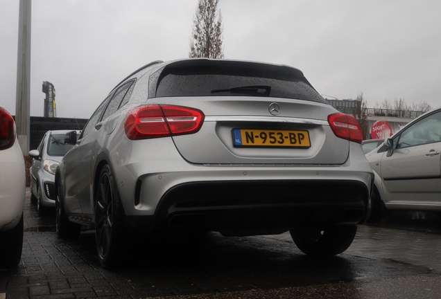 Mercedes-Benz GLA 45 AMG X156