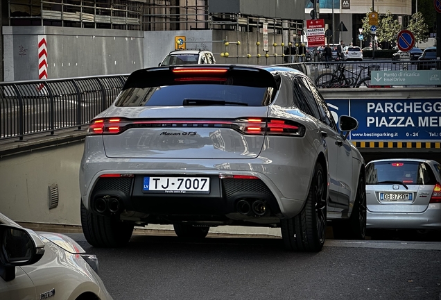 Porsche 95B Macan GTS MkIII