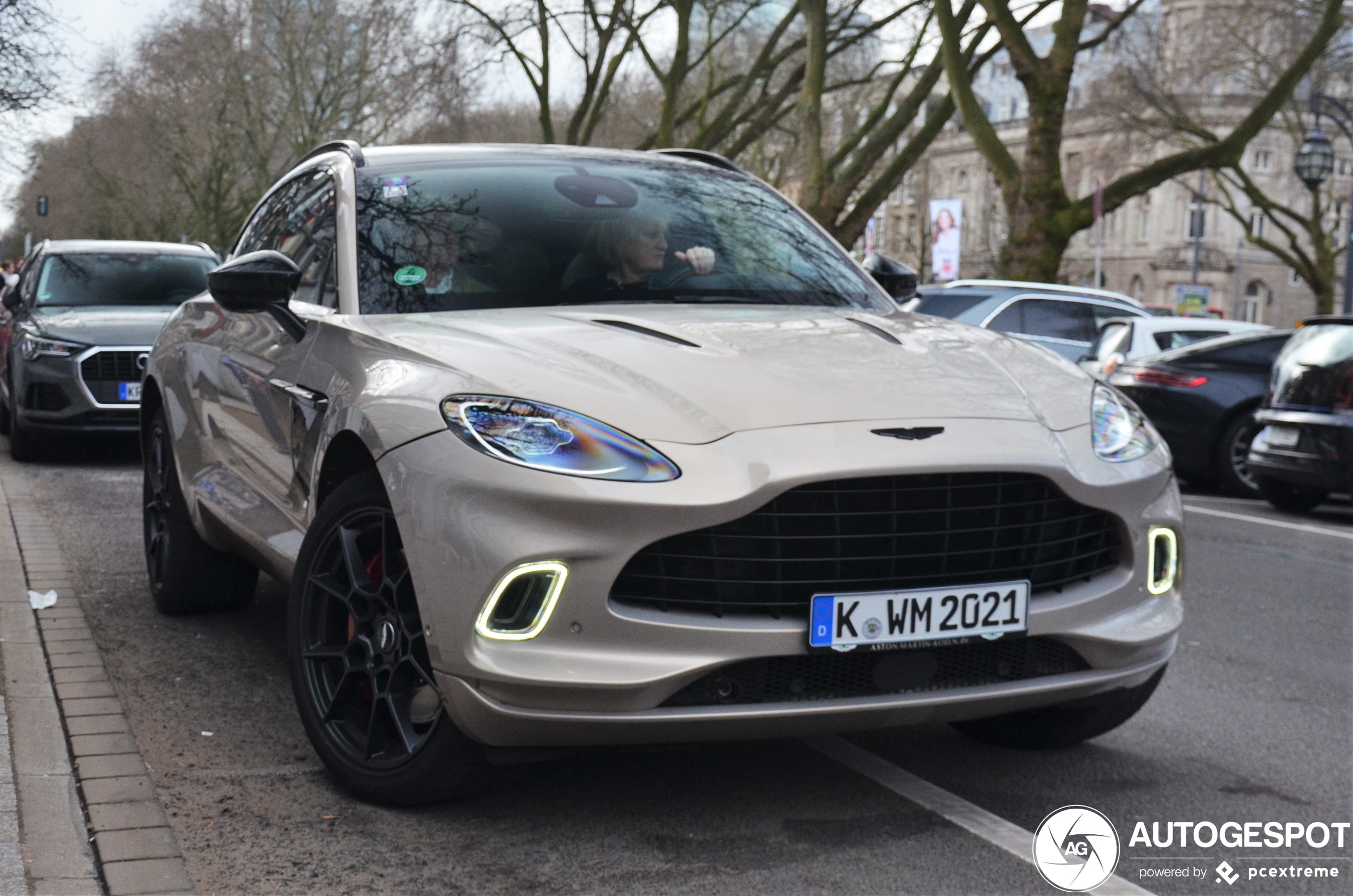 Aston Martin DBX