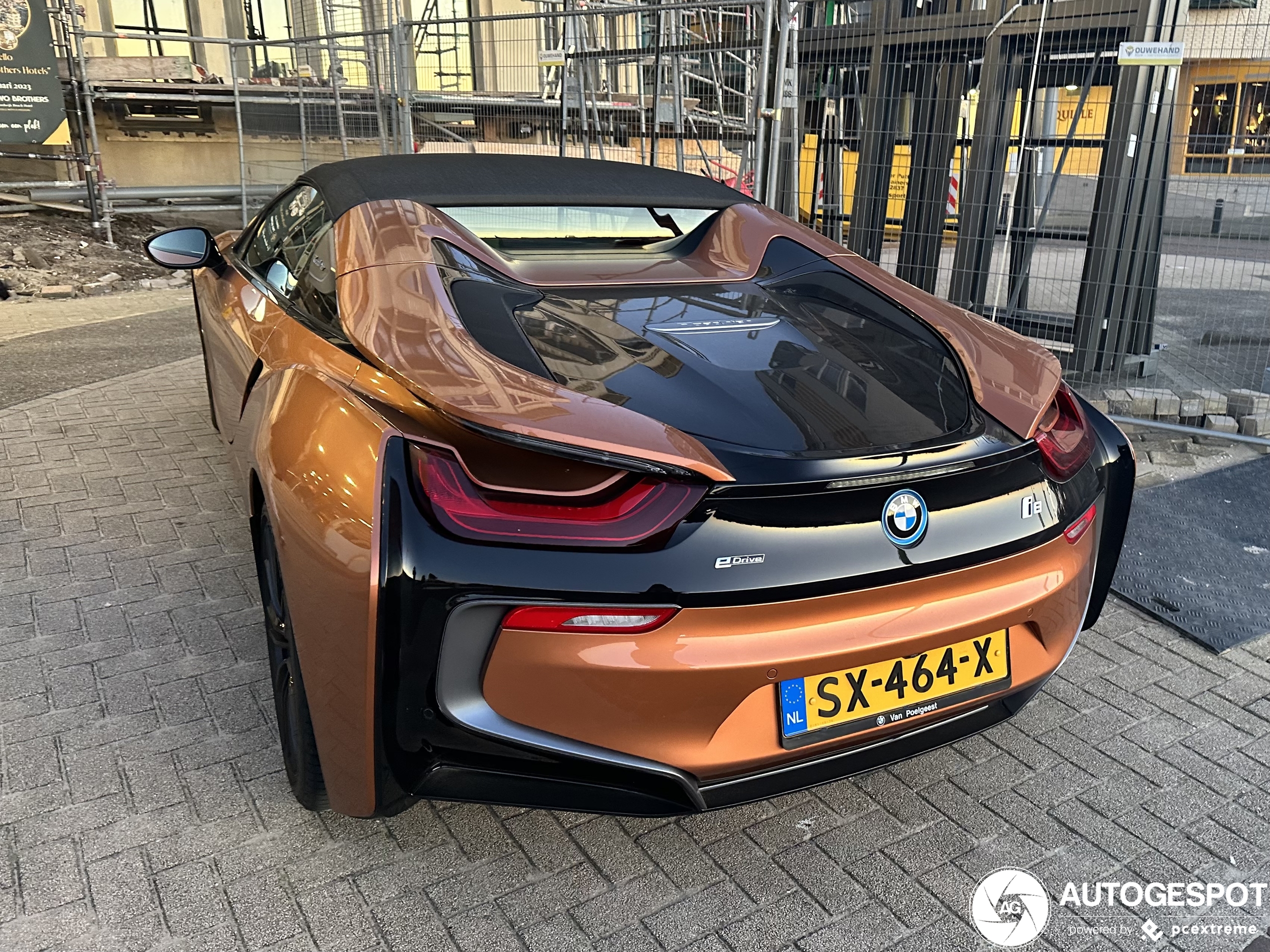 BMW i8 Roadster