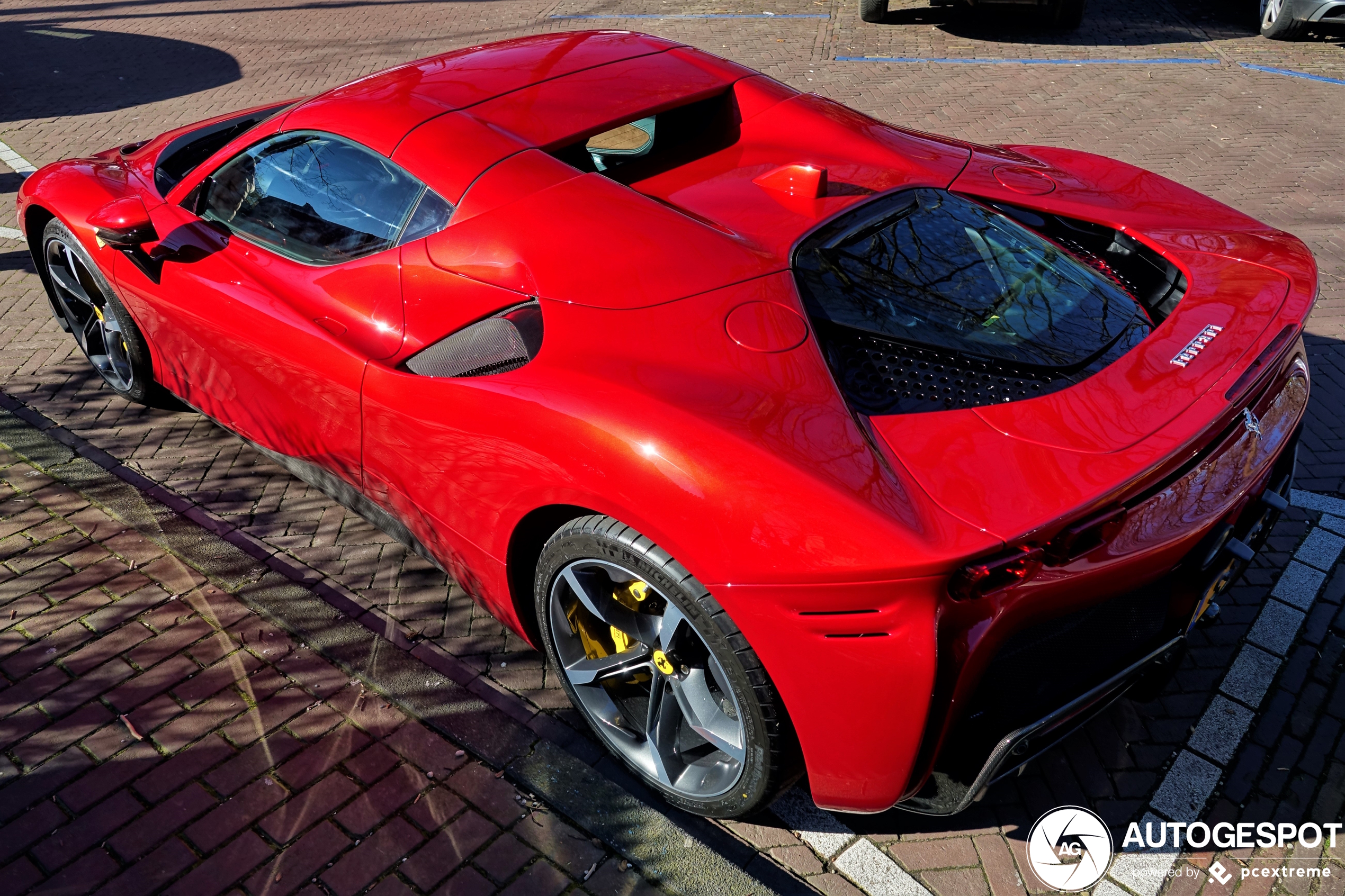 Ferrari SF90 Spider