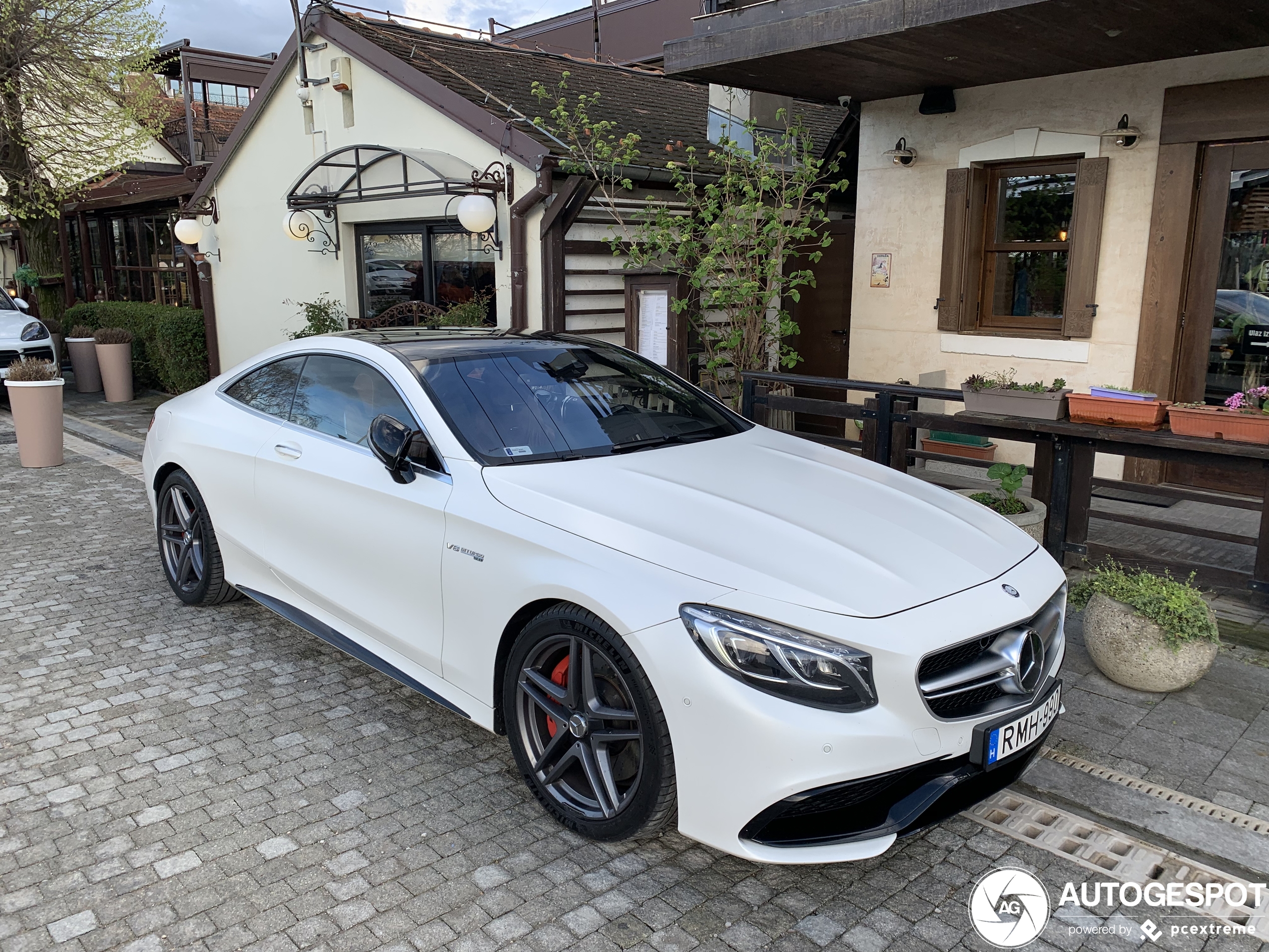 Mercedes-AMG S 63 Coupé C217