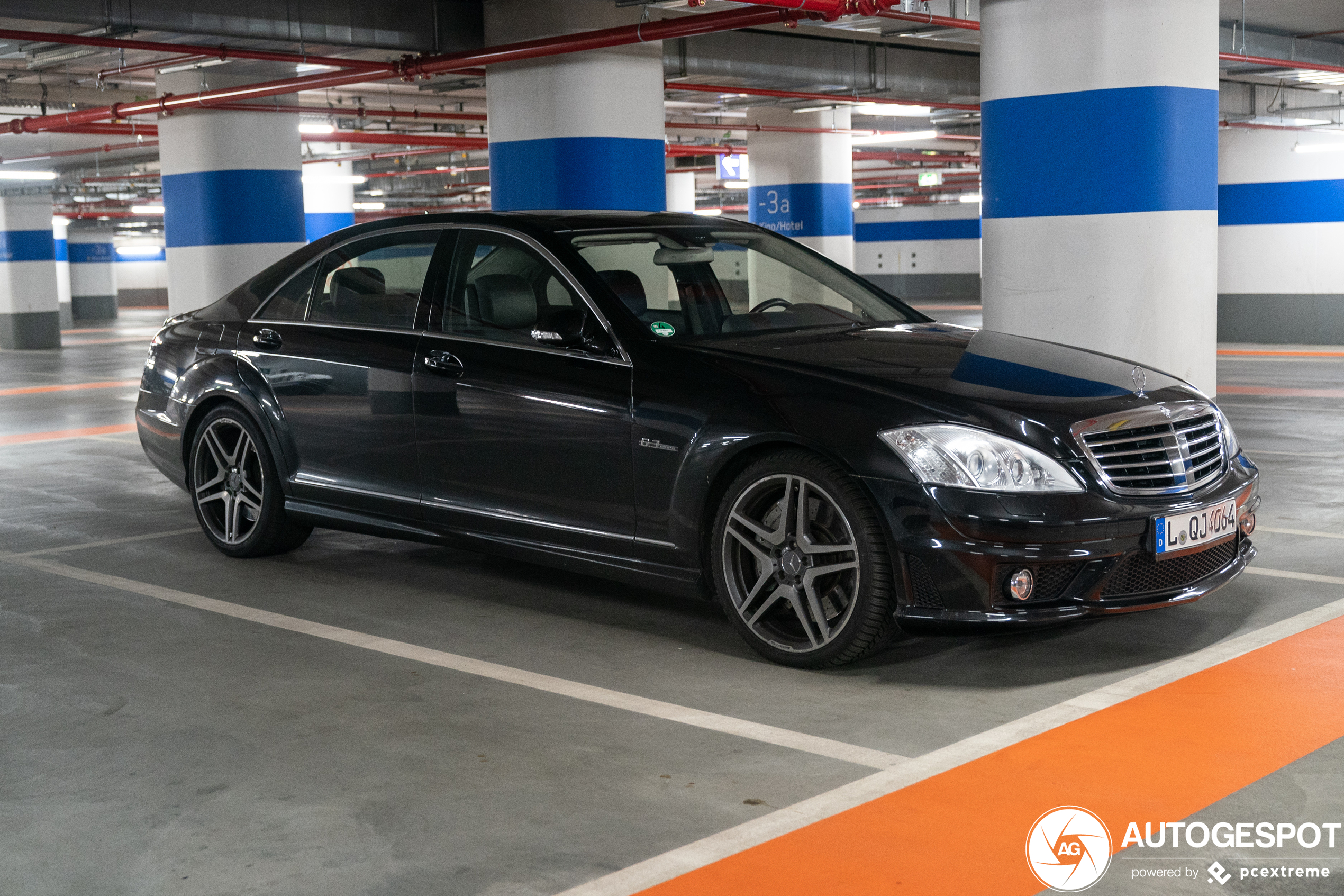 Mercedes-Benz S 63 AMG W221