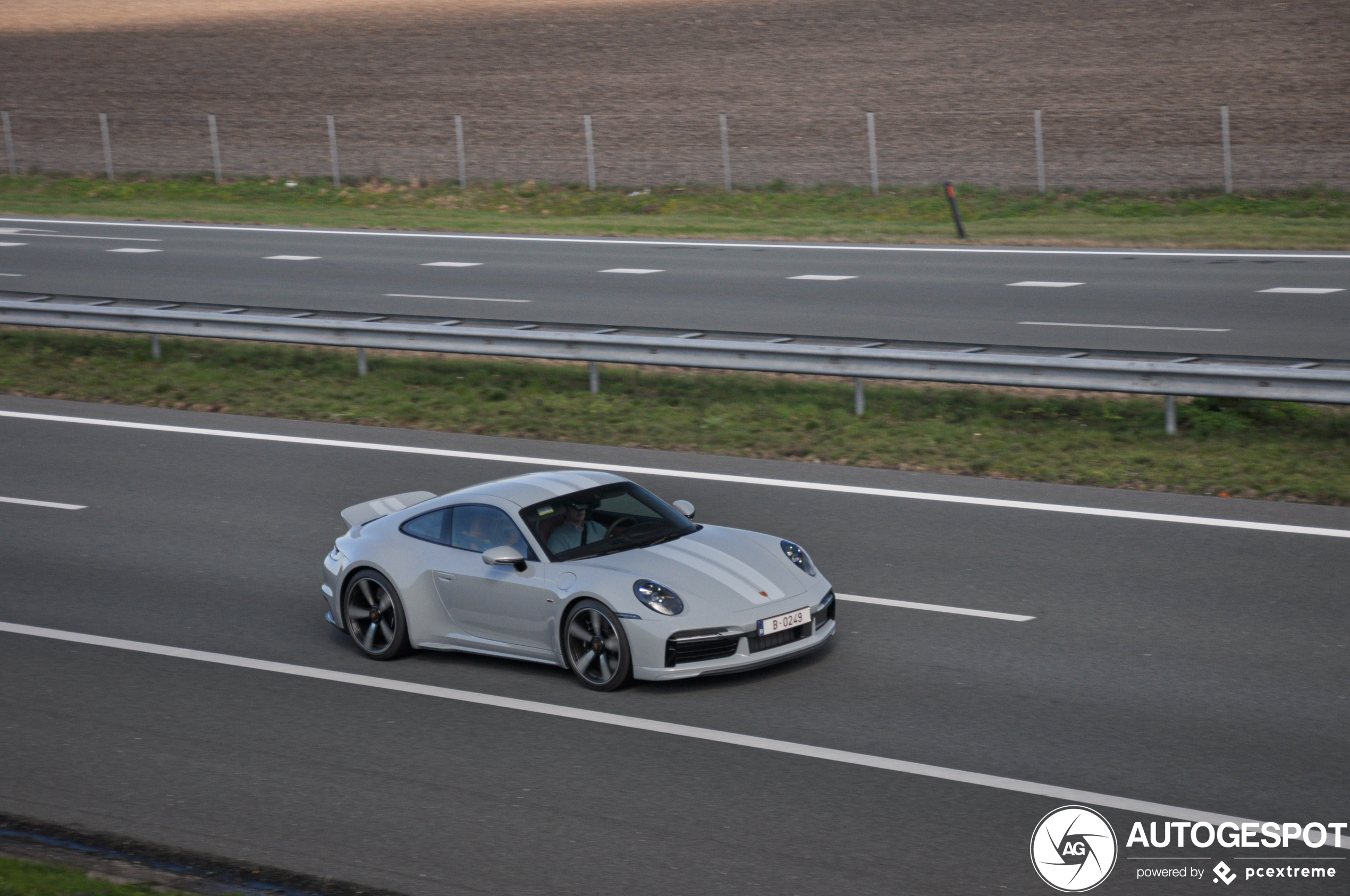 Porsche 992 Sport Classic