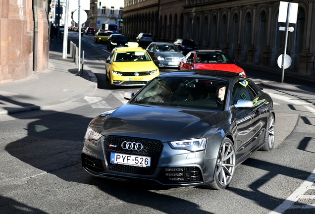 Audi RS5 B8 2012