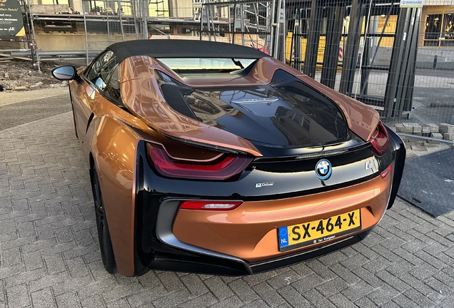 BMW i8 Roadster