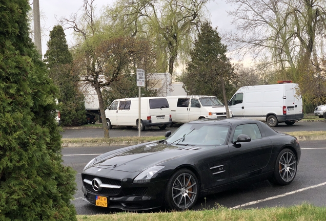 Mercedes-Benz SLS AMG