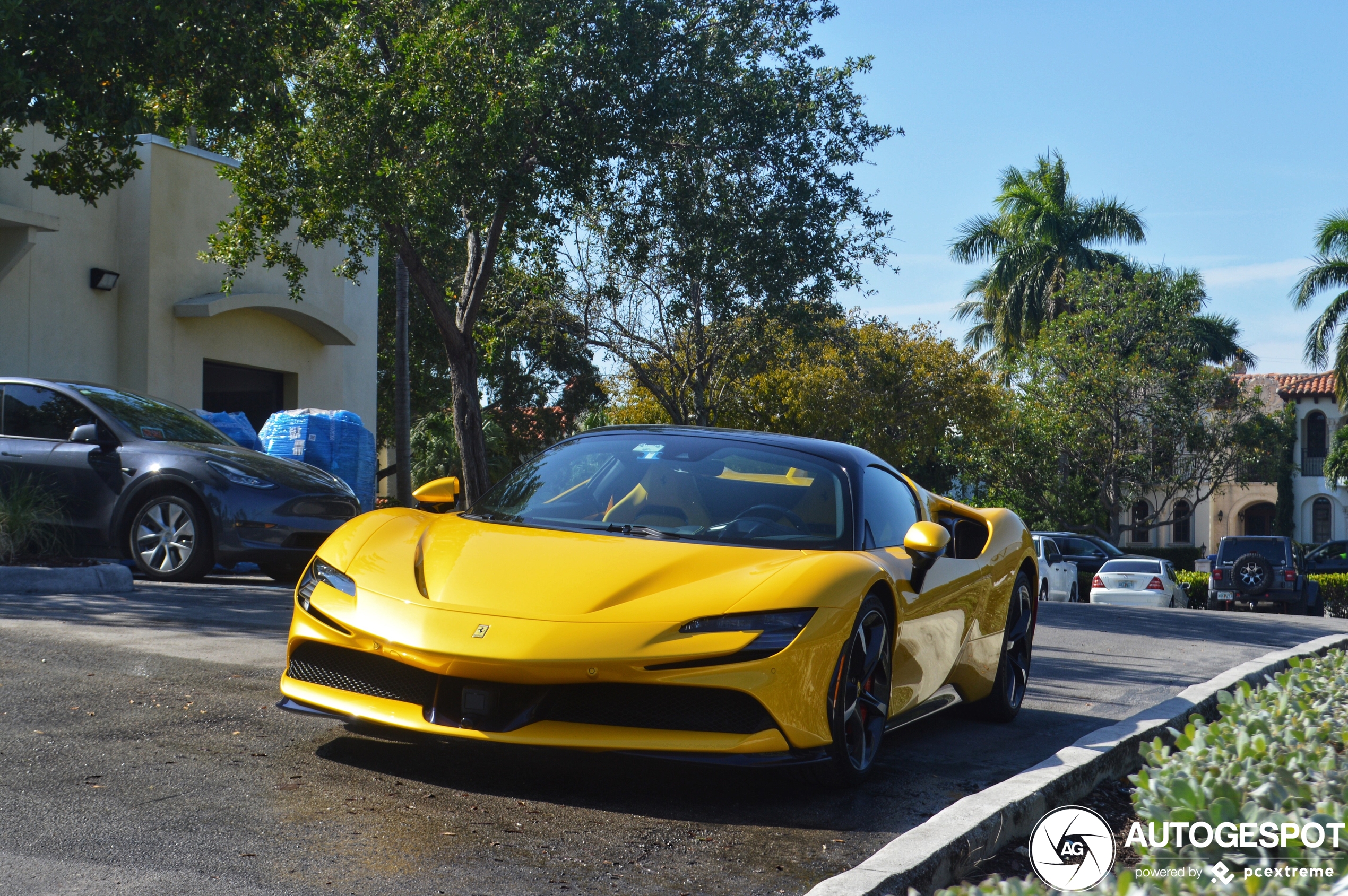 Ferrari SF90 Spider