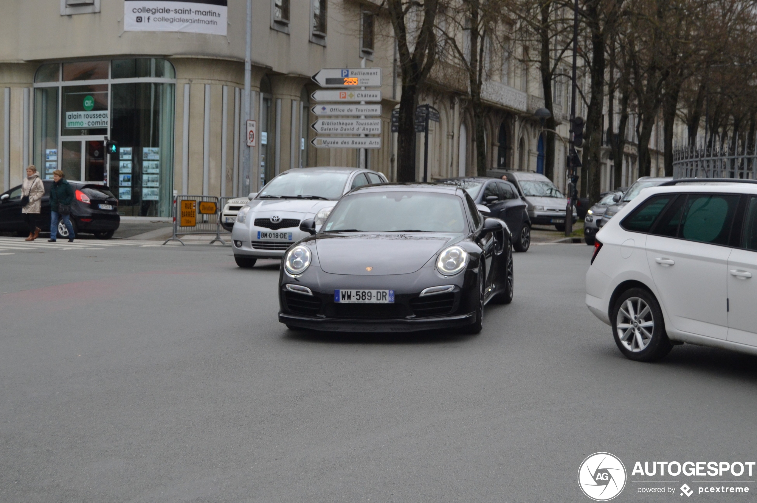 Porsche 991 Turbo S MkI