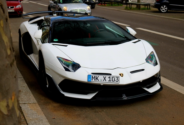 Lamborghini Aventador S LP740-4 Roadster