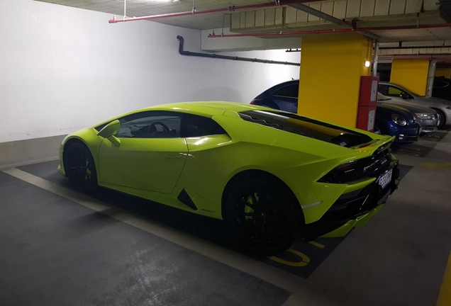 Lamborghini Huracán LP640-4 EVO