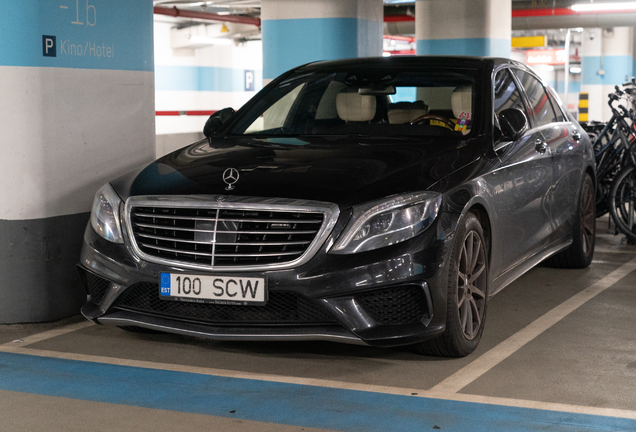 Mercedes-Benz S 63 AMG V222