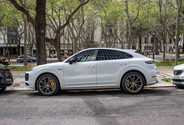 Porsche Cayenne Coupé Turbo S E-Hybrid