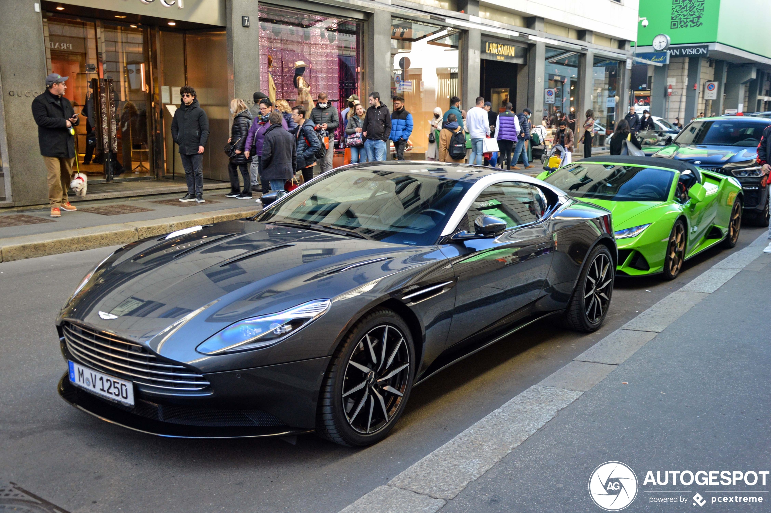 Aston Martin DB11