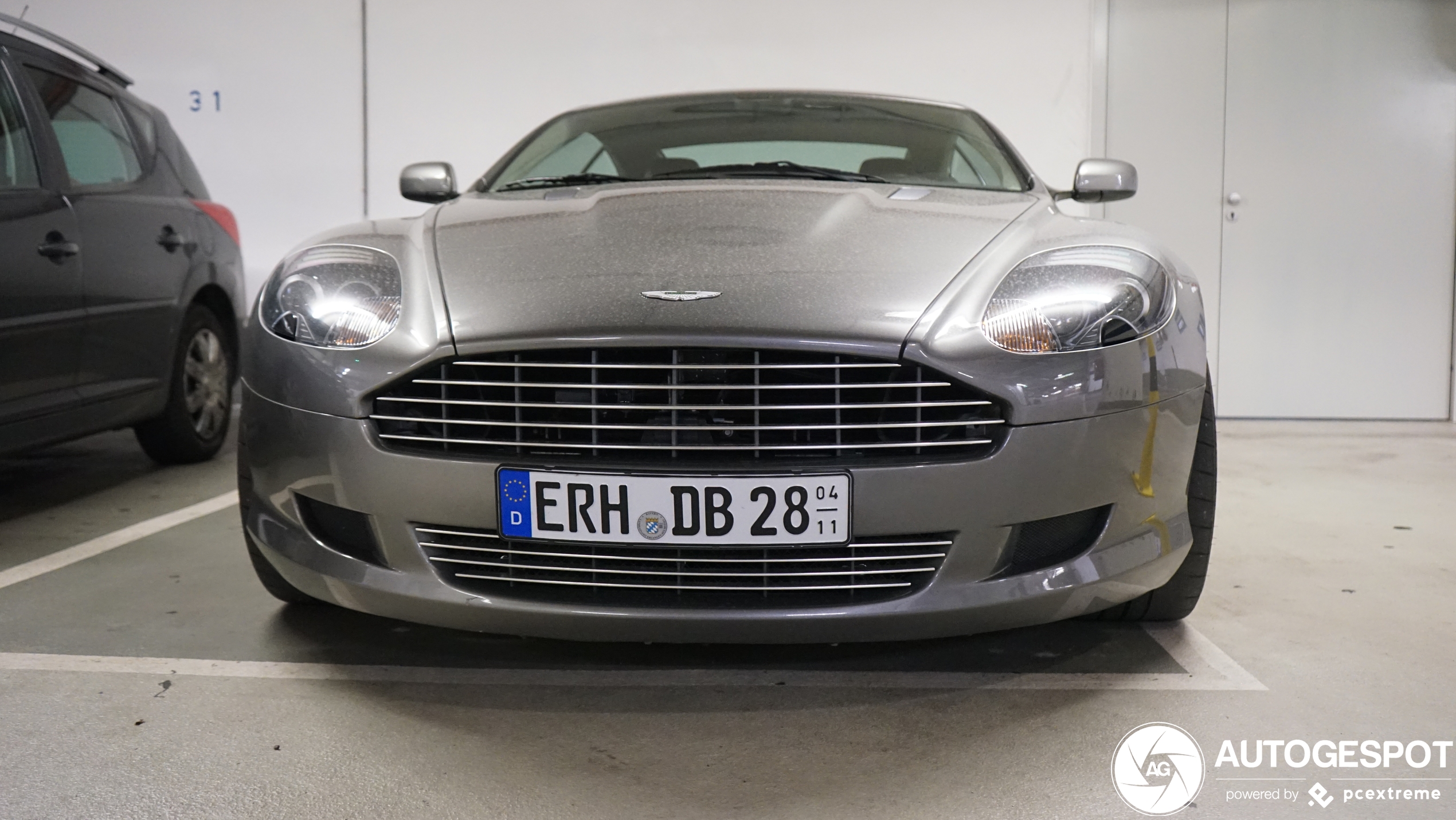 Aston Martin DB9