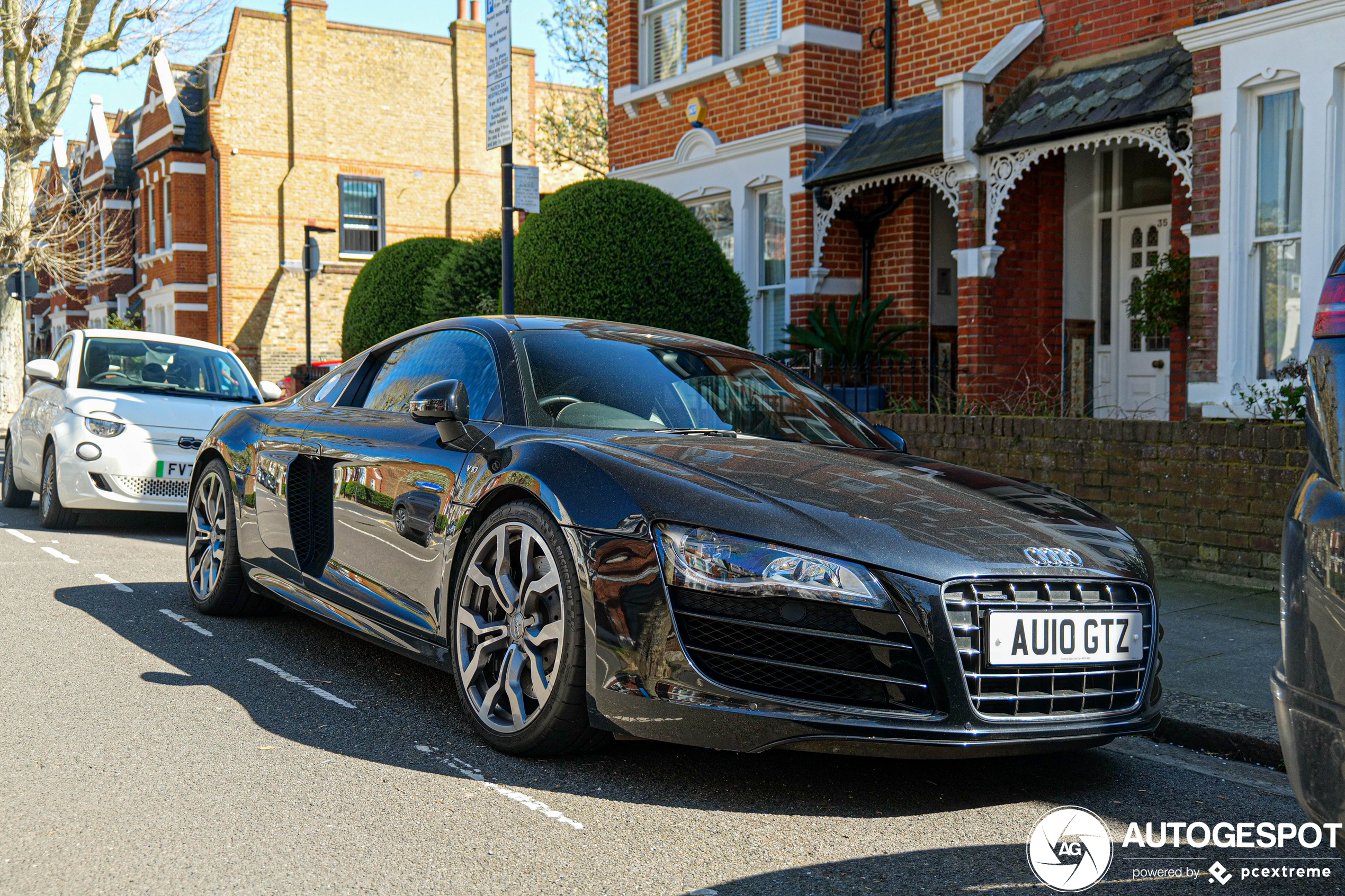 Audi R8 V10