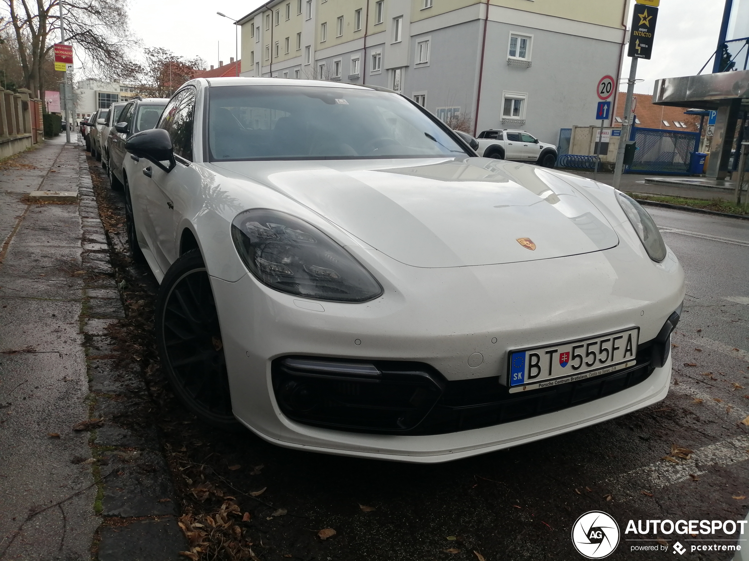 Porsche 971 Panamera Turbo S E-Hybrid