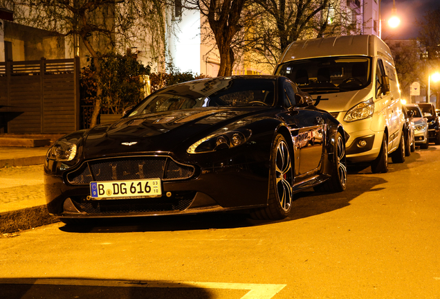 Aston Martin V12 Vantage S