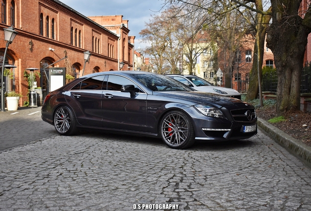 Mercedes-Benz CLS 63 AMG S C218