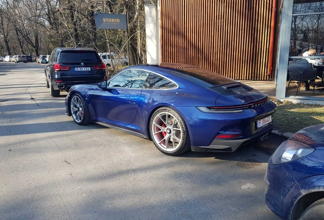 Porsche 992 GT3 Touring