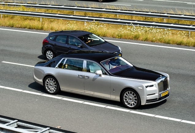 Rolls-Royce Phantom VIII EWB