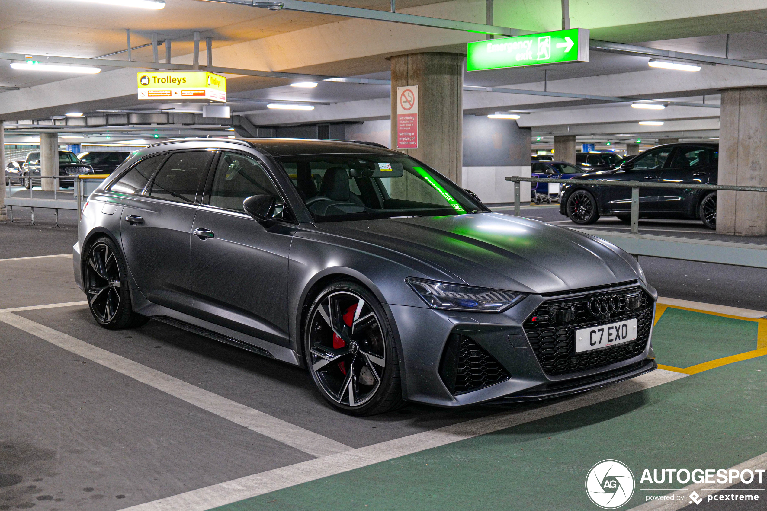 Audi RS6 Avant C8