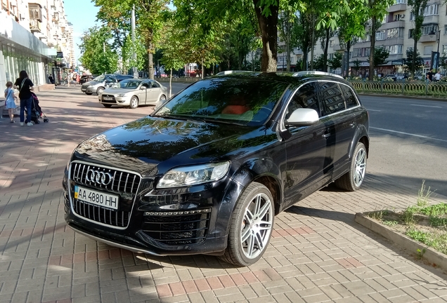 Audi Q7 V12 TDI