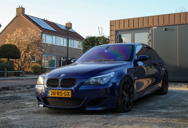 BMW M5 E60 2005