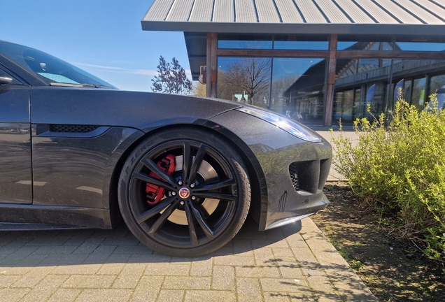 Jaguar F-TYPE R AWD Coupé