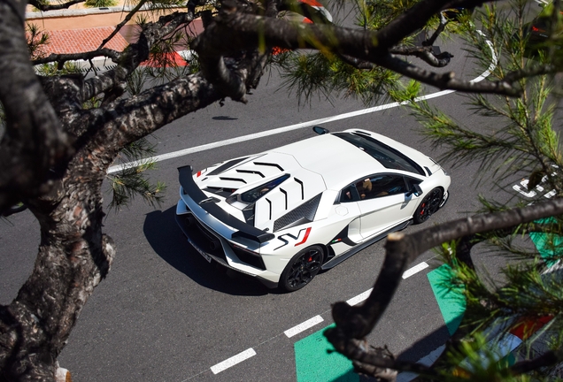 Lamborghini Aventador LP770-4 SVJ