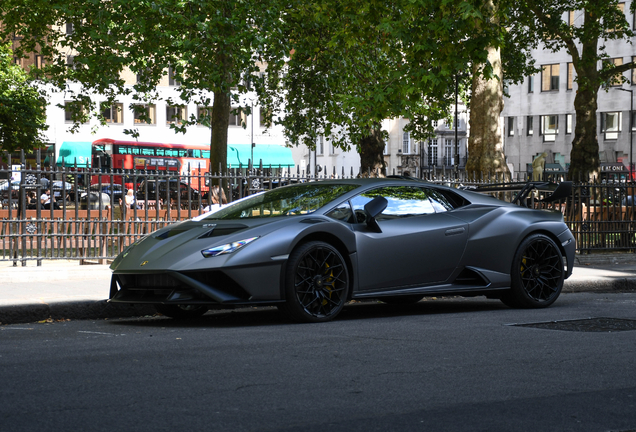 Lamborghini Huracán LP640-2 STO