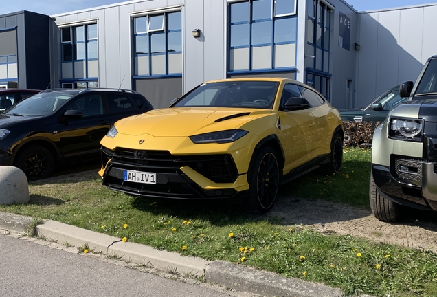 Lamborghini Urus S