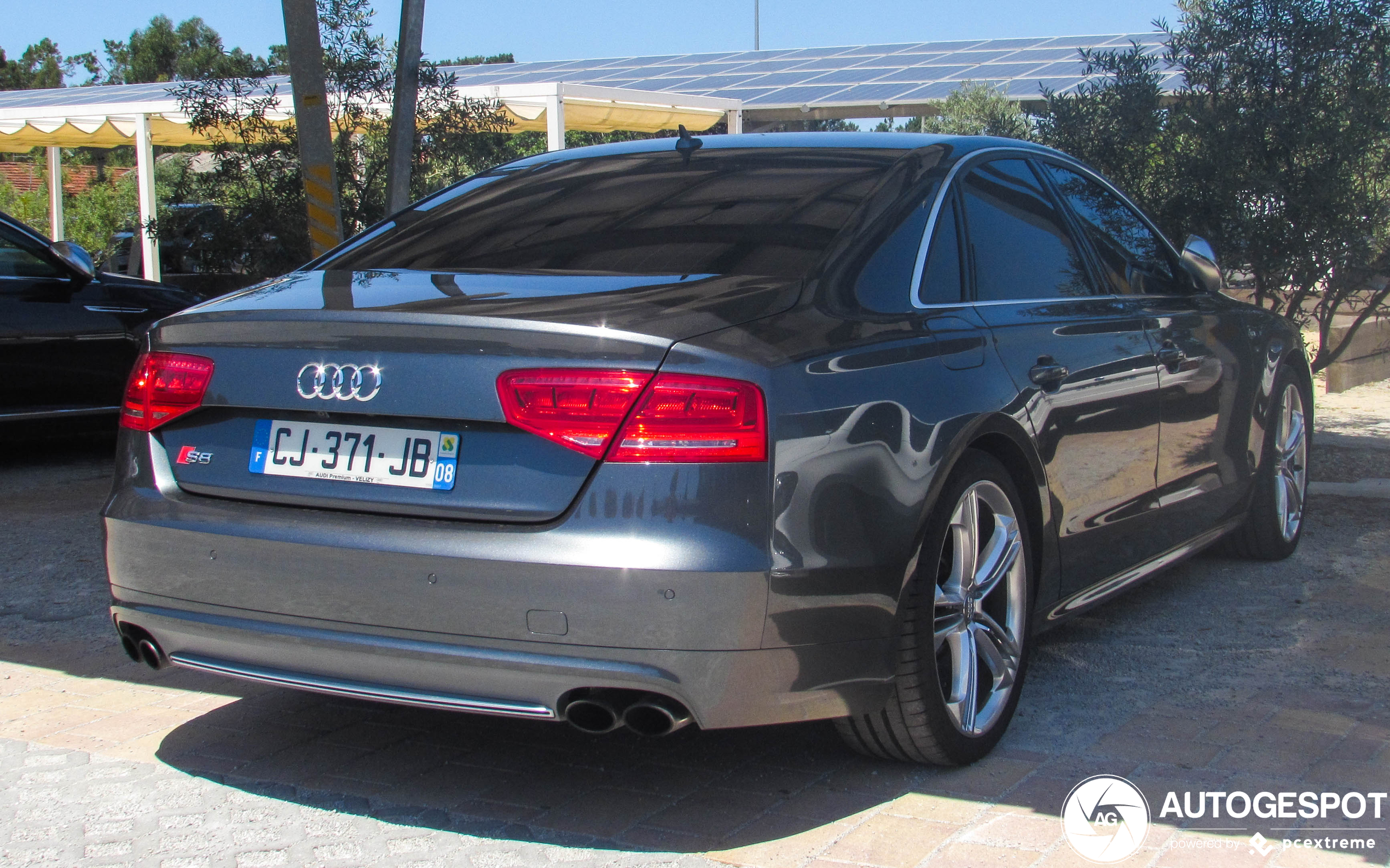 Audi S8 D4