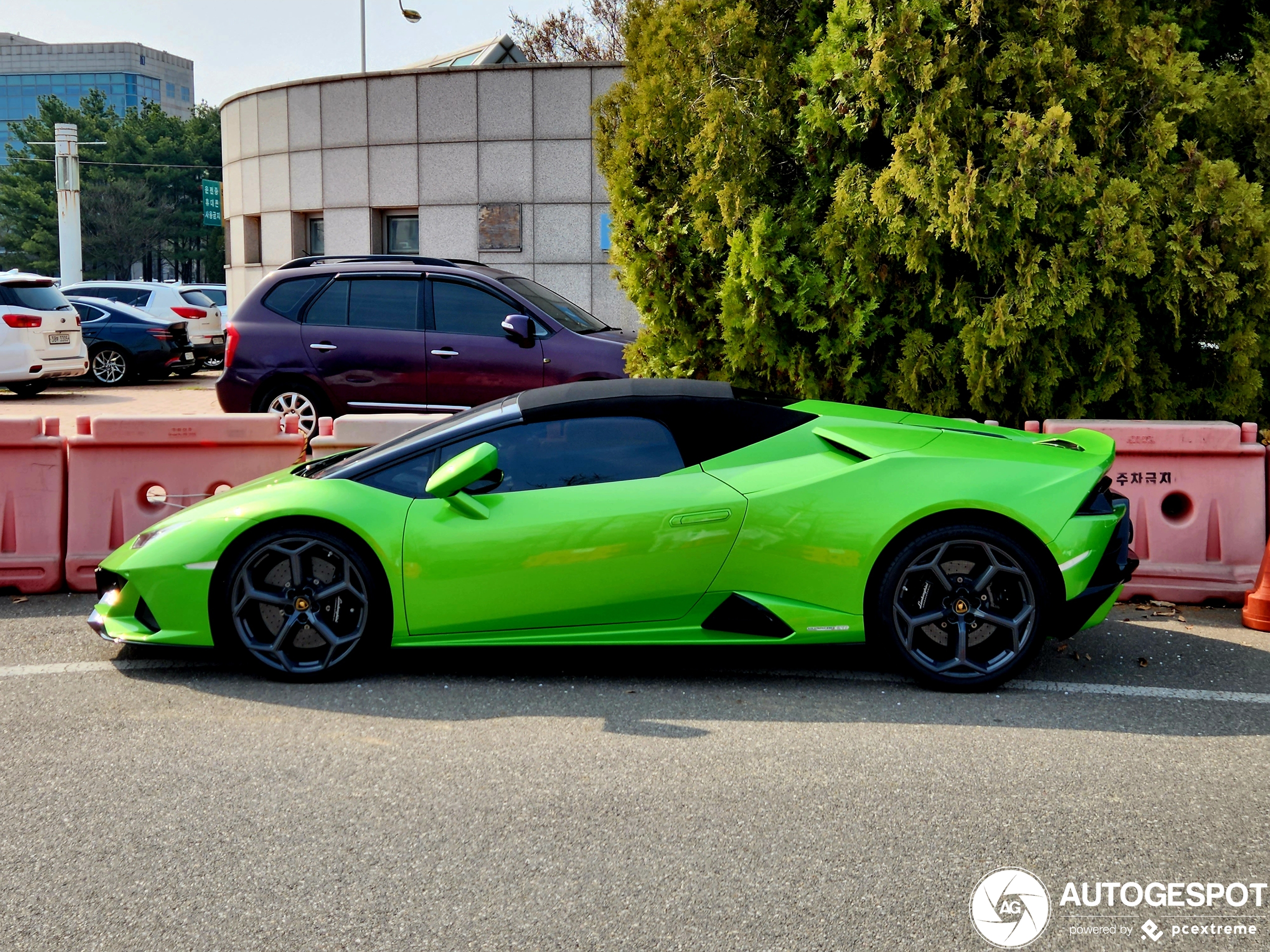 Lamborghini Huracán LP640-4 EVO Spyder