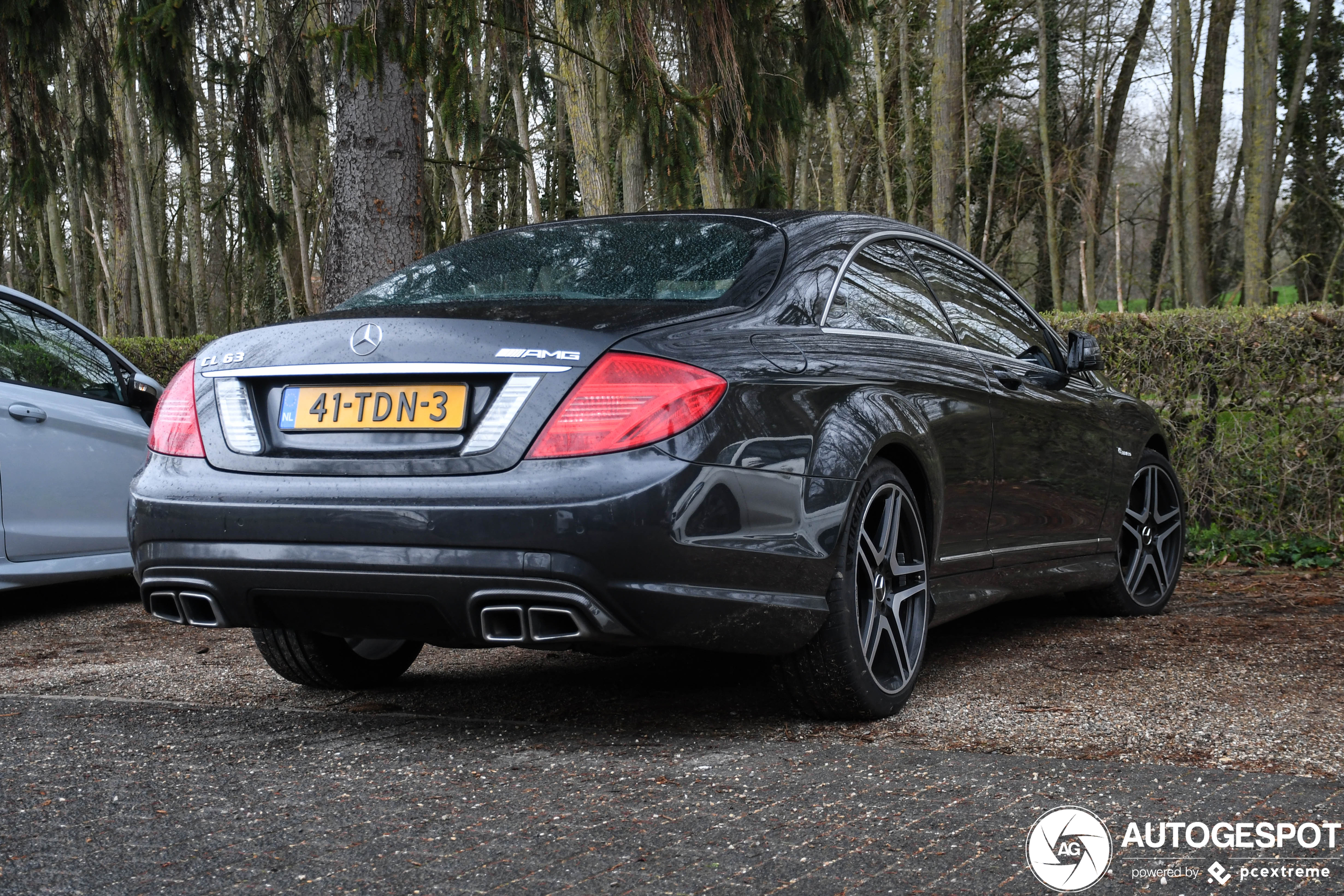 Mercedes-Benz CL 63 AMG C216 2011