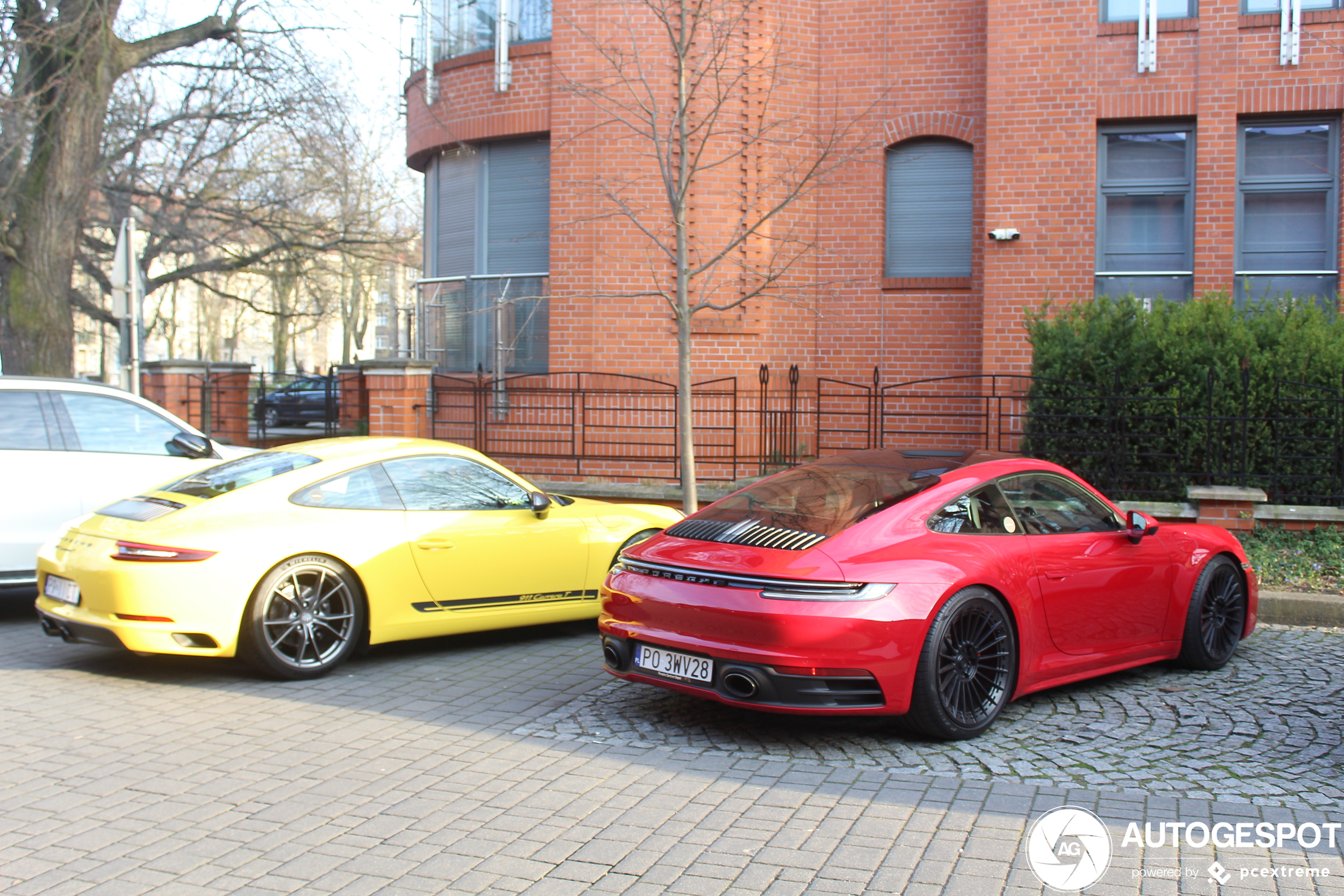 Porsche 992 Carrera 4S