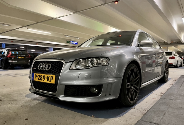 Audi RS4 Avant B7