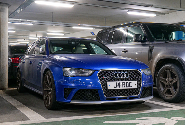 Audi RS4 Avant B8