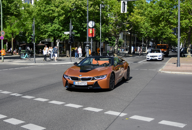 BMW i8 Roadster