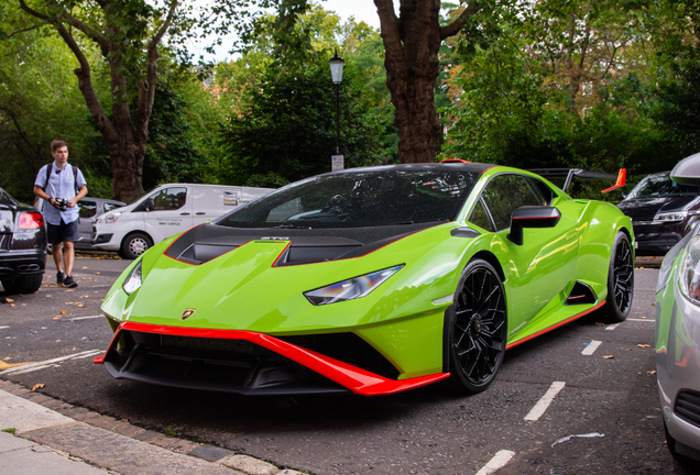 Lamborghini Huracán LP640-2 STO