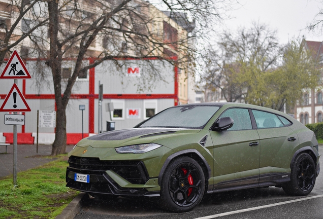 Lamborghini Urus Performante