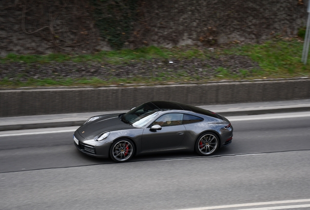 Porsche 992 Carrera 4S