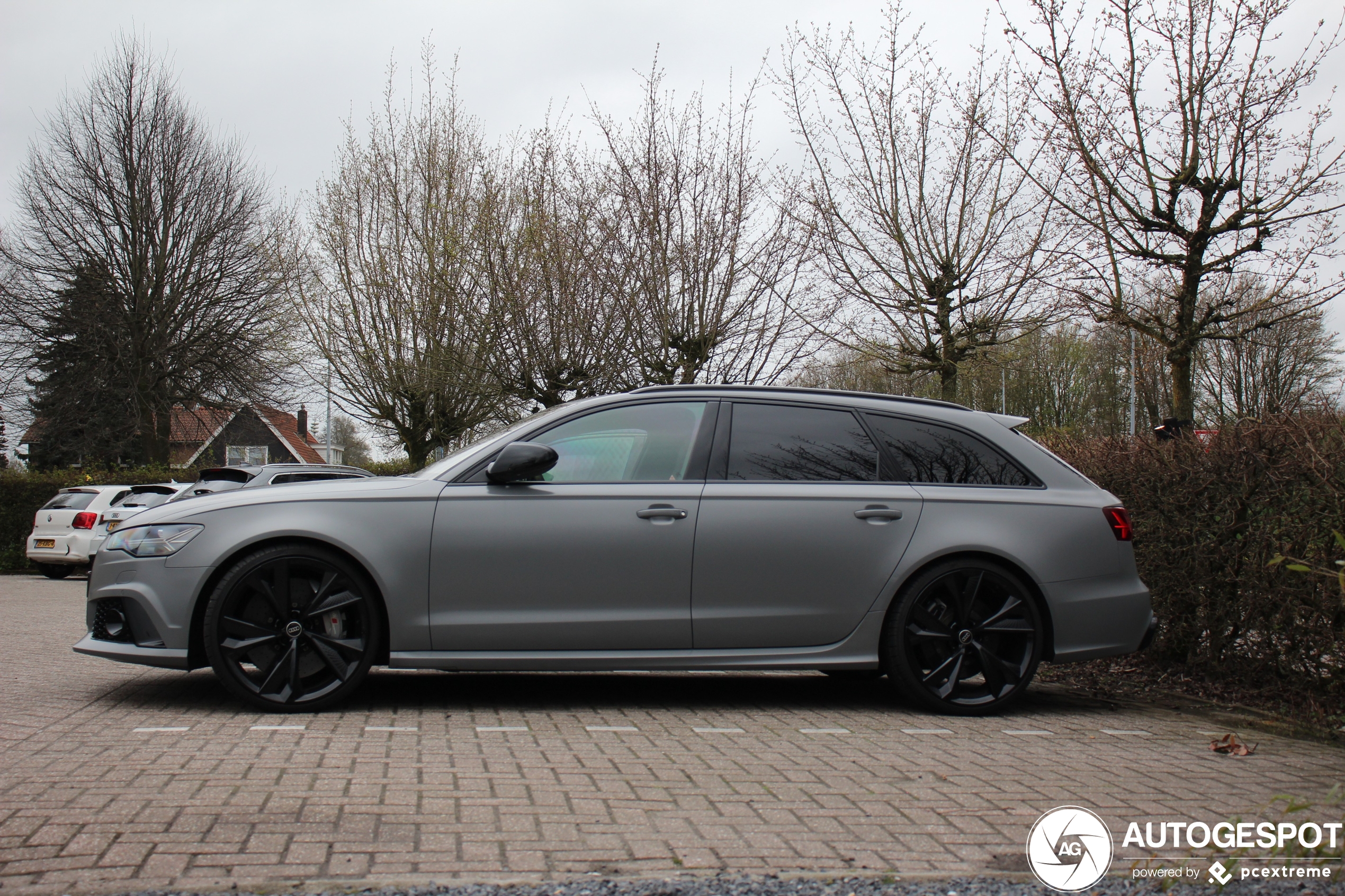 Audi RS6 Avant C7 2015