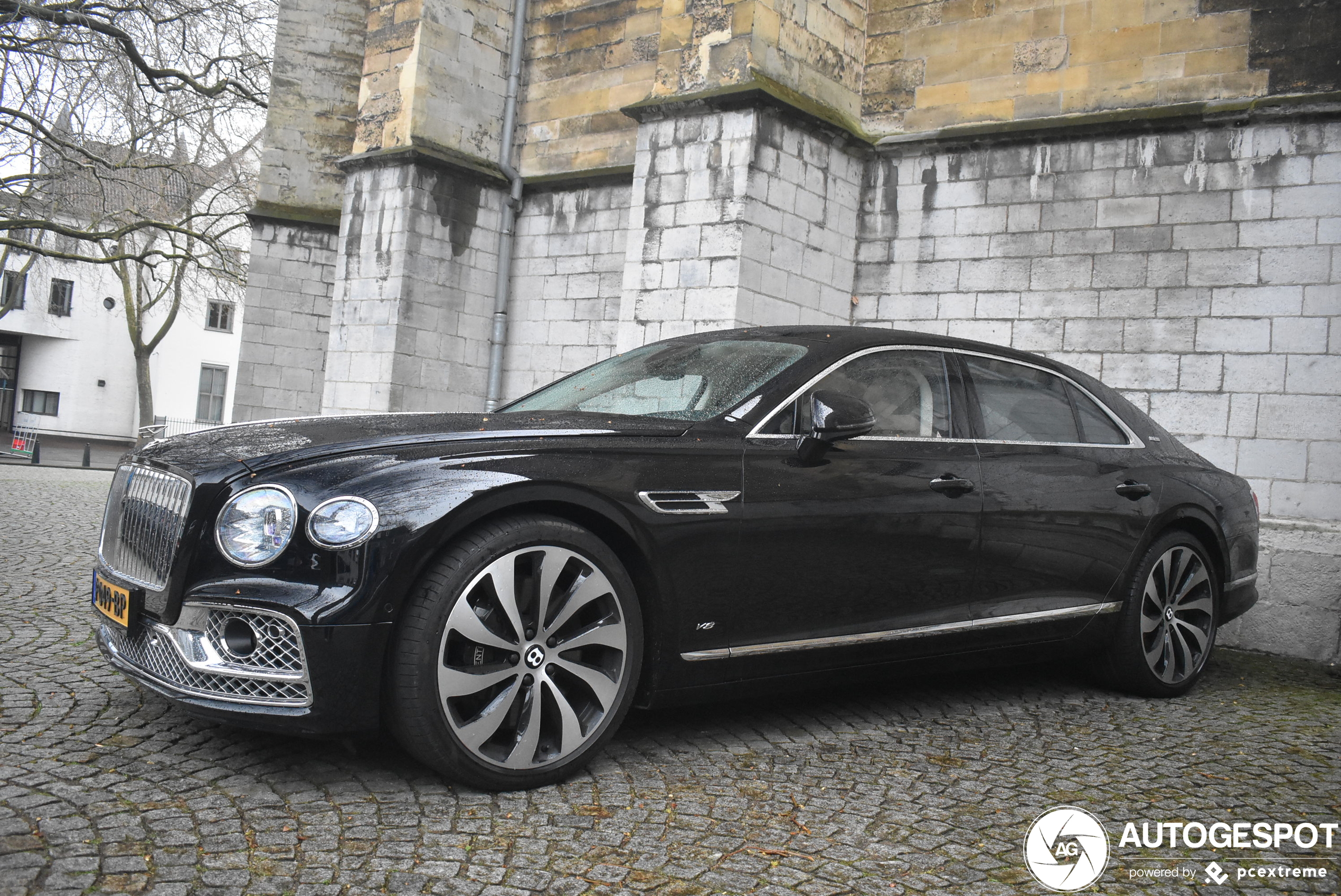 Bentley Flying Spur V8 2021 First Edition