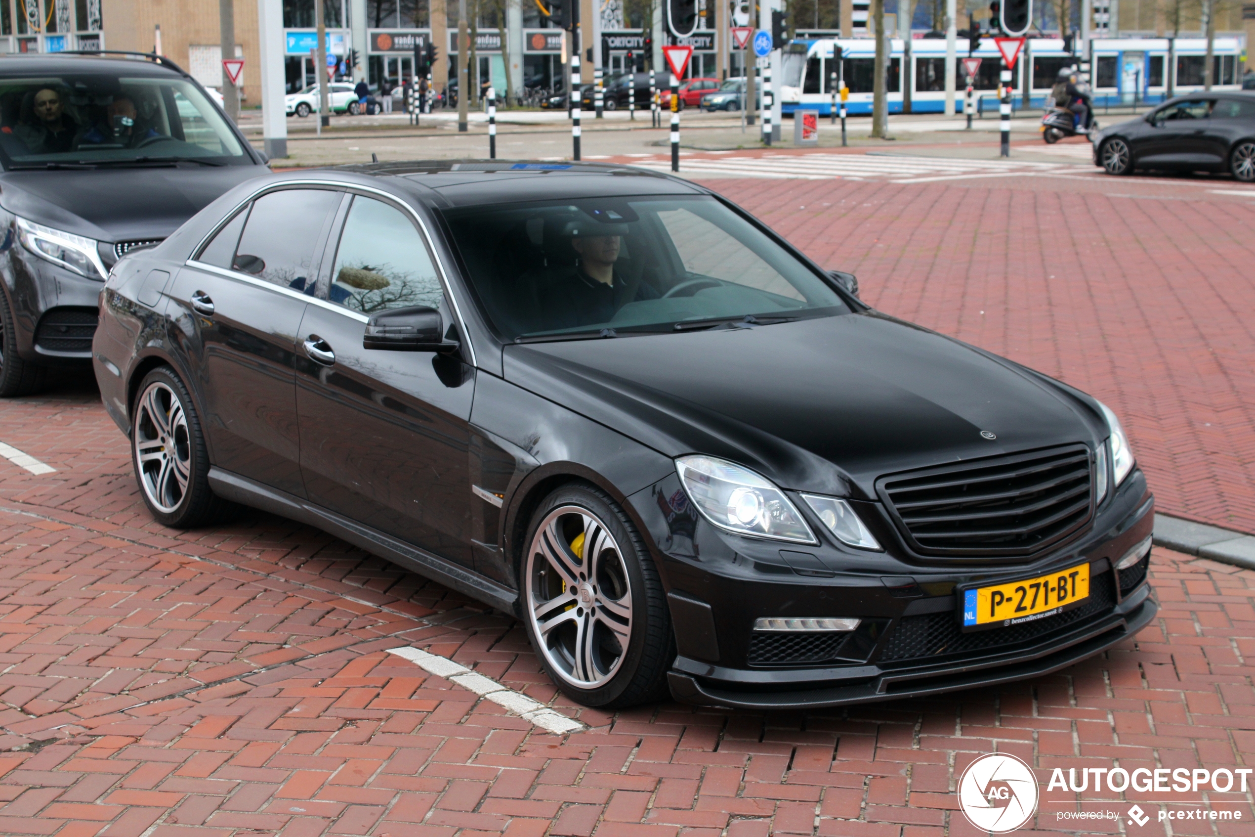 Mercedes-Benz Brabus E B63S Biturbo