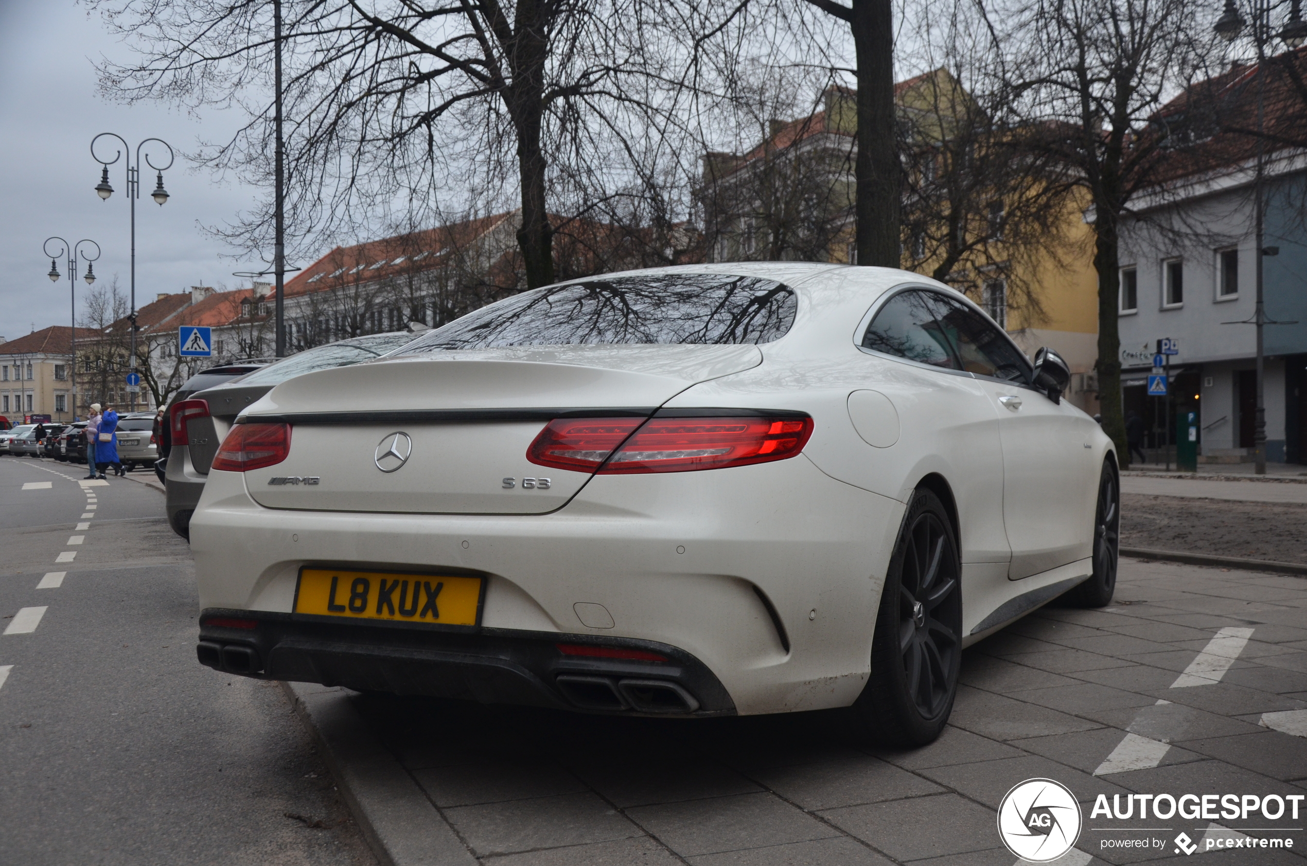 Mercedes-AMG S 63 Coupé C217